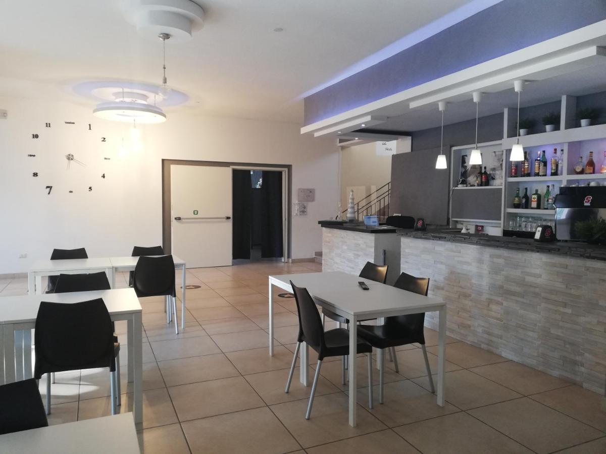 Oliver Hotel 3*